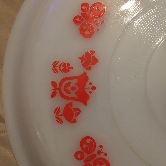 Fire King 5210 - white w/ red tulips & butterflies - Picture 2 of 5